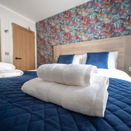 Selskar Court Accommodation Уексфорд Екстериор снимка